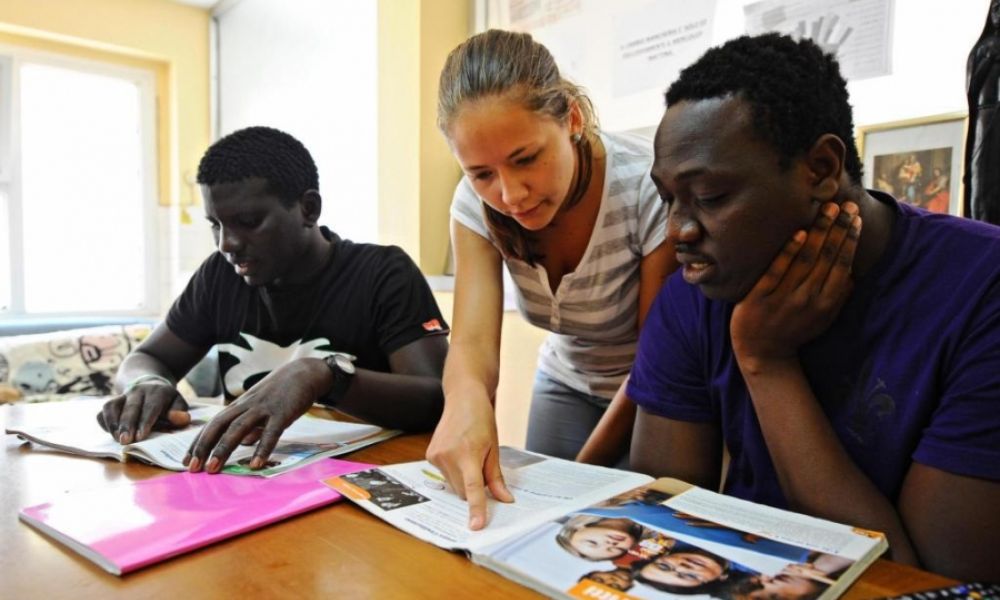 Porta Aperta cerca volontari per un percorso di sostegno all'apprendimento della lingua italiana